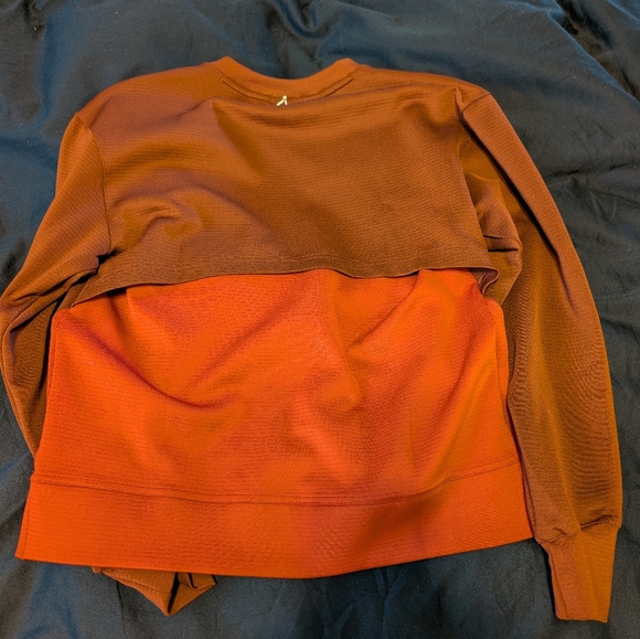 Brooks Cropped Sweatshirt in Maroon - Picture 6 of 6